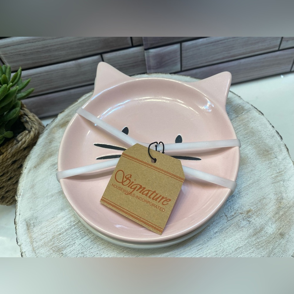 Signature Pet🐱 🐱 Cute cat face dish Pink& White set of 2 NWT